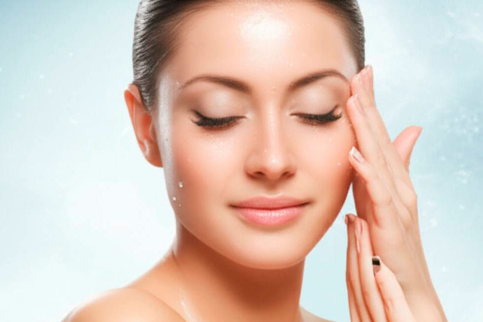 حمام رفتن بعد از لیفت با نخ صورت