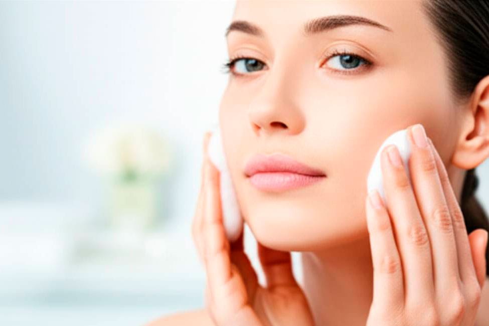 شستن صورت بعد از لیفت با نخ